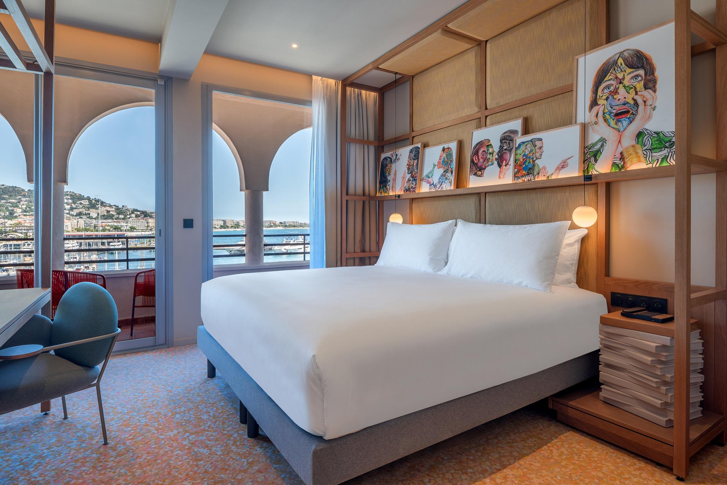 เรดิสัน บลู 1835 โฮเต็ล แอนด์ ทาลัสโซ คานส์ Hotel ภายนอก รูปภาพ