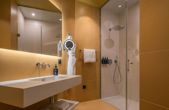 เรดิสัน บลู 1835 โฮเต็ล แอนด์ ทาลัสโซ คานส์ Hotel ห้อง รูปภาพ