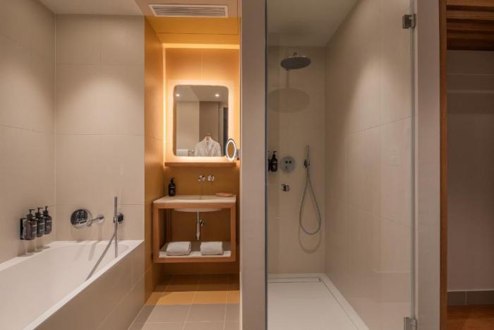 เรดิสัน บลู 1835 โฮเต็ล แอนด์ ทาลัสโซ คานส์ Hotel ห้อง รูปภาพ